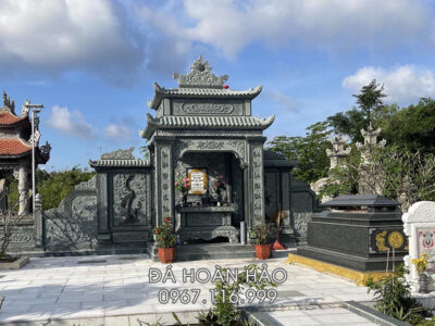 Khuon-vien-Lang-Mo-da-voi-ngoi-mo-chon-1-lan-da-hoa-cuong.jpg