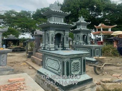 Xây Mộ bằng mẫu mộ đá 2 mái đẹp - Mộ đá 2 mái đá xanh rêu