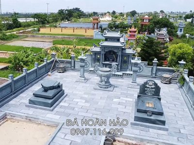 Lăng Mộ đá với hai ngôi mộ đá xanh rêu hiện đại, chất lượng cao.