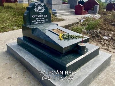 Thi Công Mộ Đá Xanh Rêu Tại Hà Nội