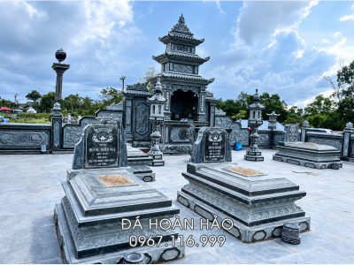 Mẫu Mộ Đá Xanh Rêu Đẹp, Bề Thế Tại Khu Lăng Mộ Gia Đình