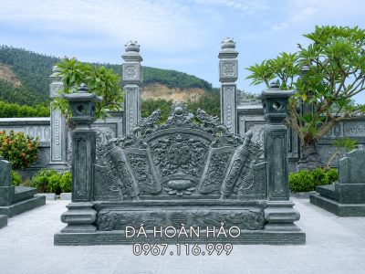 Buc-Cuon-Thu-Da-Ngu-Phuc-va-Long-Cuon-Thuy-cho-Lang-Mo.png