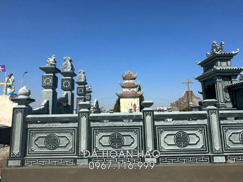 Xu Hướng Thiết Kế Khu Lăng Mộ Bố Mẹ Hiện Đại Cho Diện Tích Nhỏ Năm 2026 28 Lan can đá Lăng Mộ đẹp #Lancanda