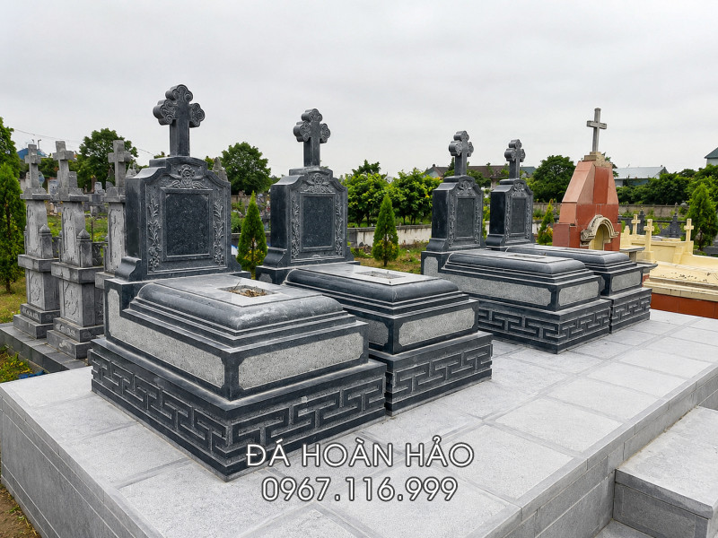 Lắp đặt 4 ngôi Mộ đá Công giáo cho gia đình tại Phú Thọ 13 Lắp đặt 4 ngôi Mộ đá Công giáo cho gia đình tại Phú Thọ