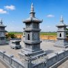 Tư vấn xây dựng lăng mộ tháp đá Phật giáo tại chùa với 4 ngôi mộ tháp đá 3 tầng bằng đá xanh Thanh Hóa
