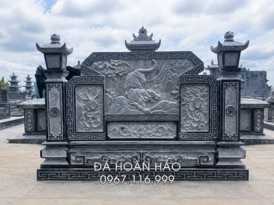 Cuon Thu Da Manh Ho Ha Son y nghia suc manh quyen uy va ban linh