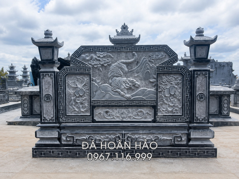 Cuon Thu Da Manh Ho Ha Son y nghia suc manh quyen uy va ban linh